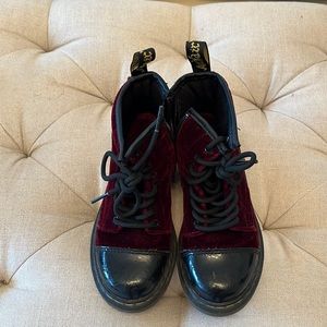 Very good condition little girl Doc Martens red velvet